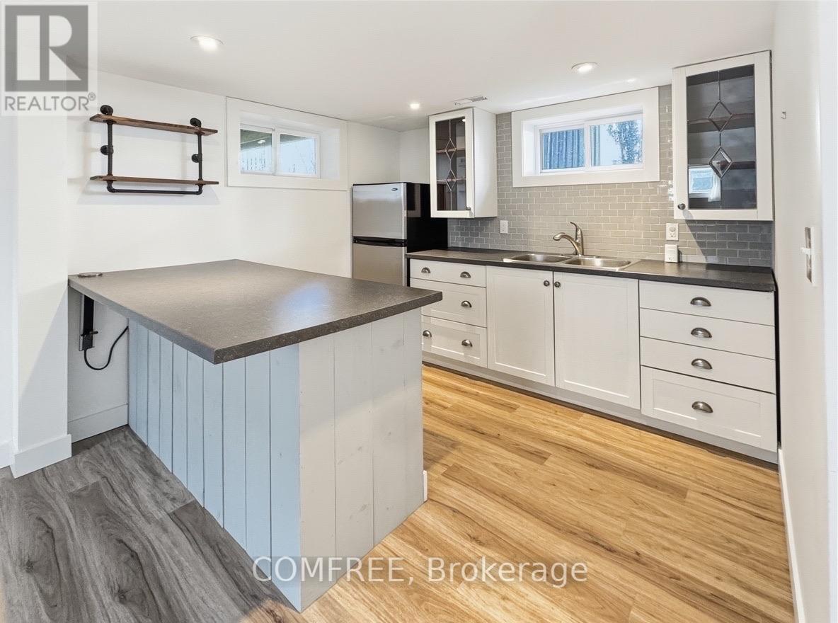70 GUNN STREET - 14