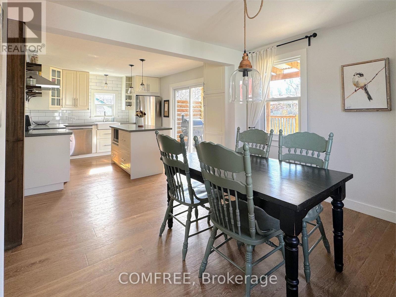 70 GUNN STREET - 8