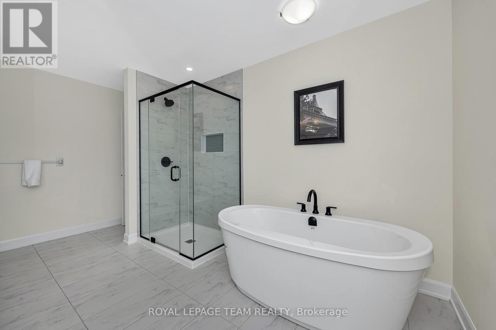 340 MOONLIGHT DRIVE - 19