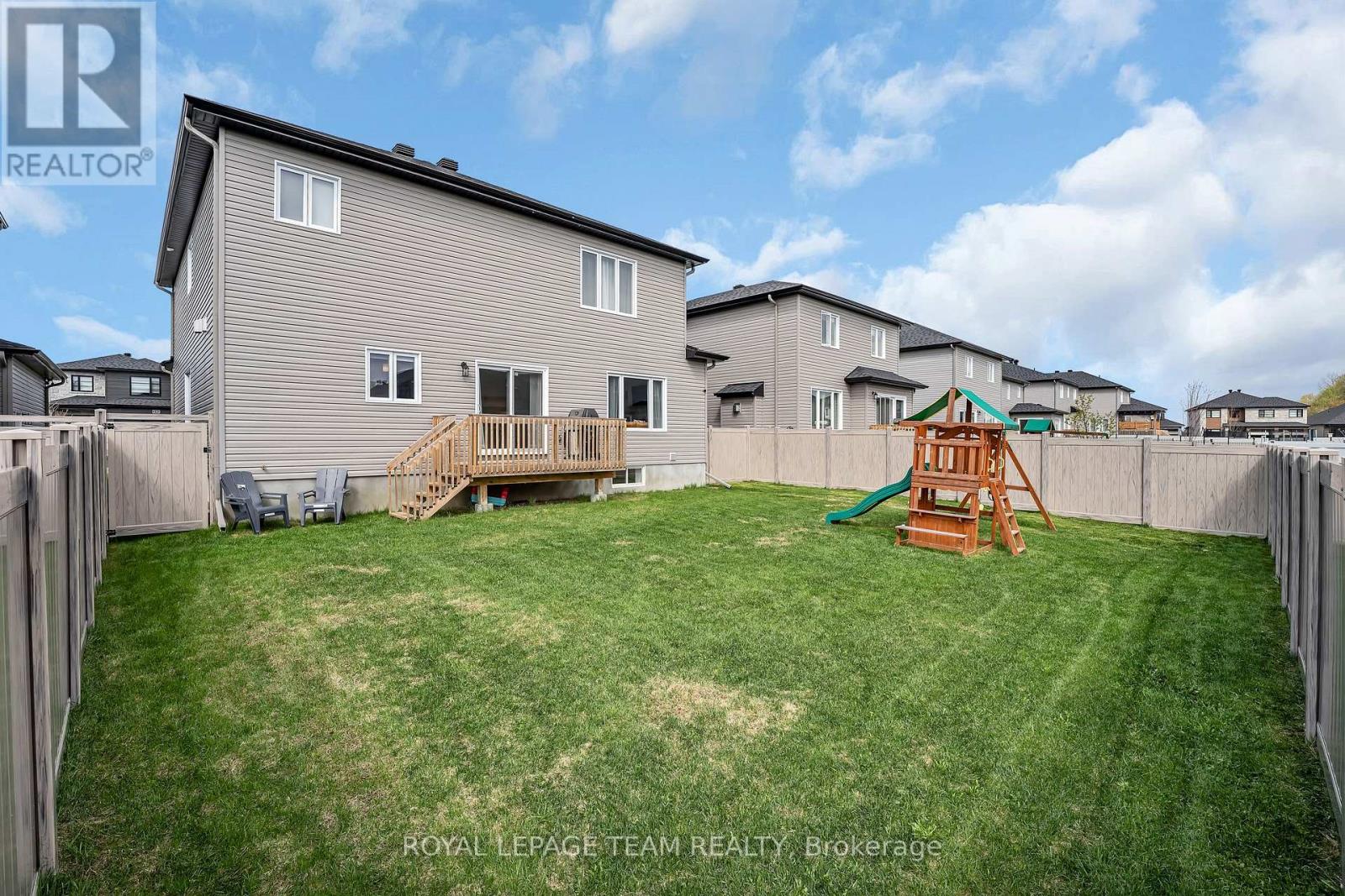 340 MOONLIGHT DRIVE - 30
