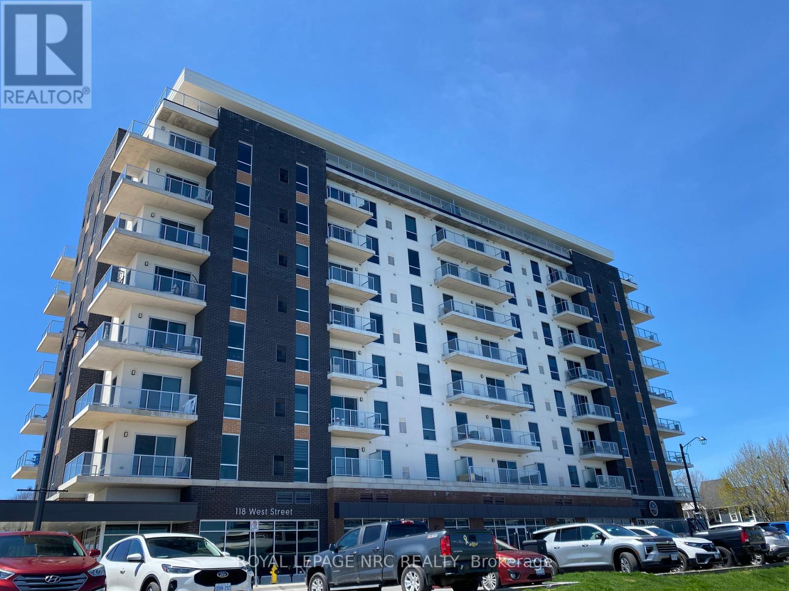 #604 118 WEST STREET - 29