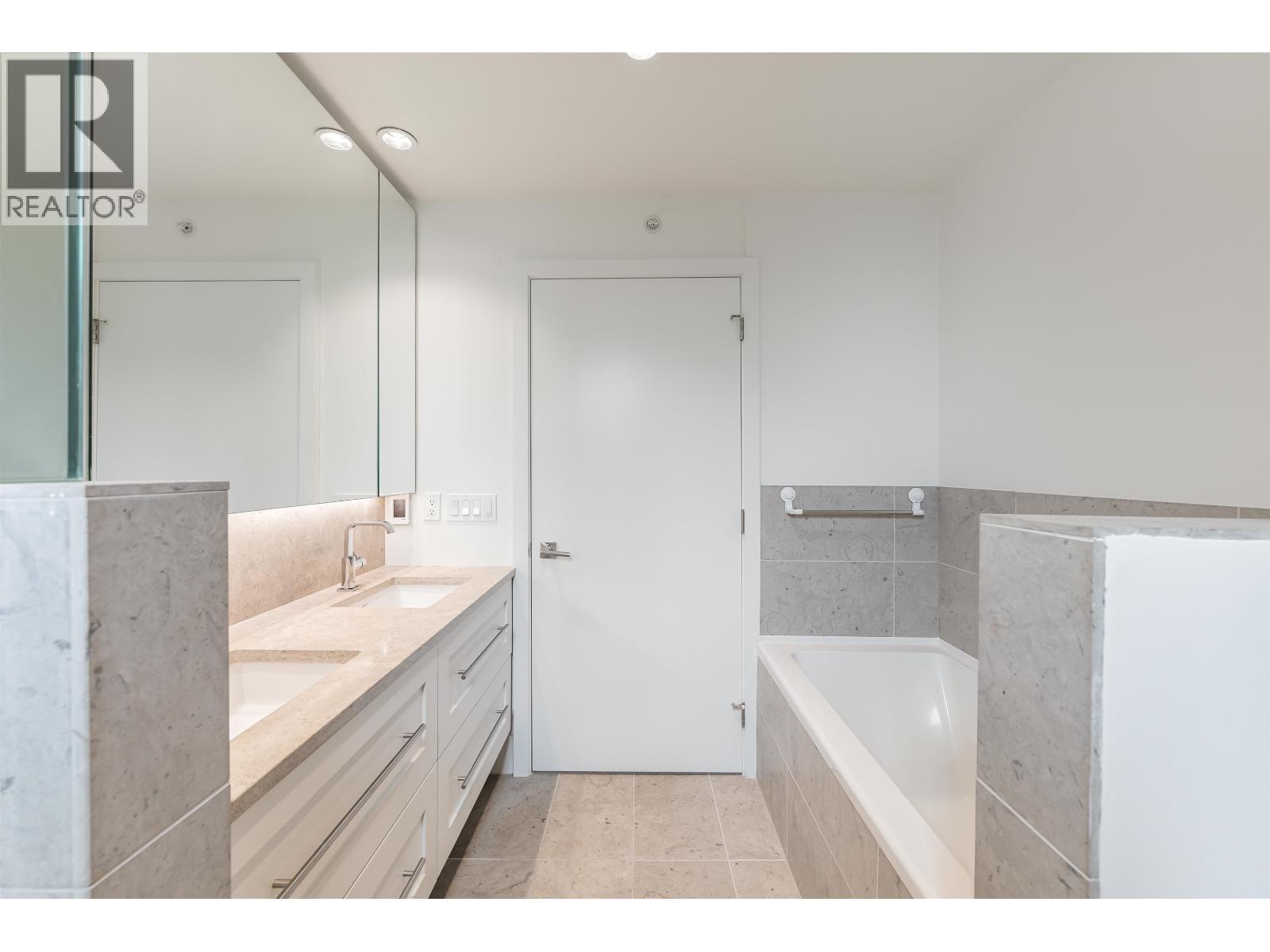 3 Bed, 3 Bath House for Sale in Vancouver – 7331 GRANVILLE STREET, Vancouver - Image 27