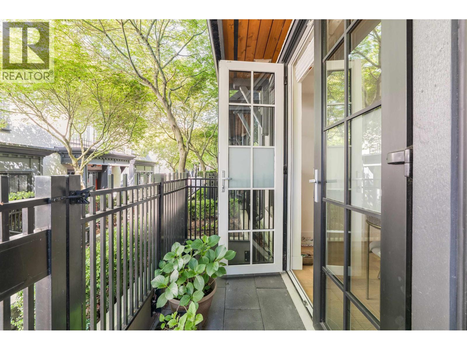 3 Bed, 3 Bath House for Sale in Vancouver – 7331 GRANVILLE STREET, Vancouver - Image 3