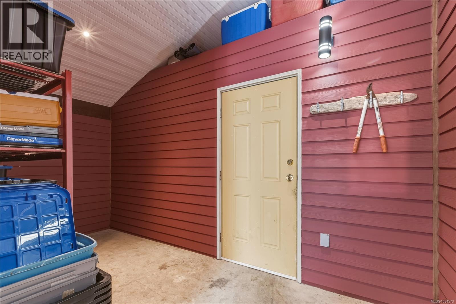 1302 Victoria Rd - 39