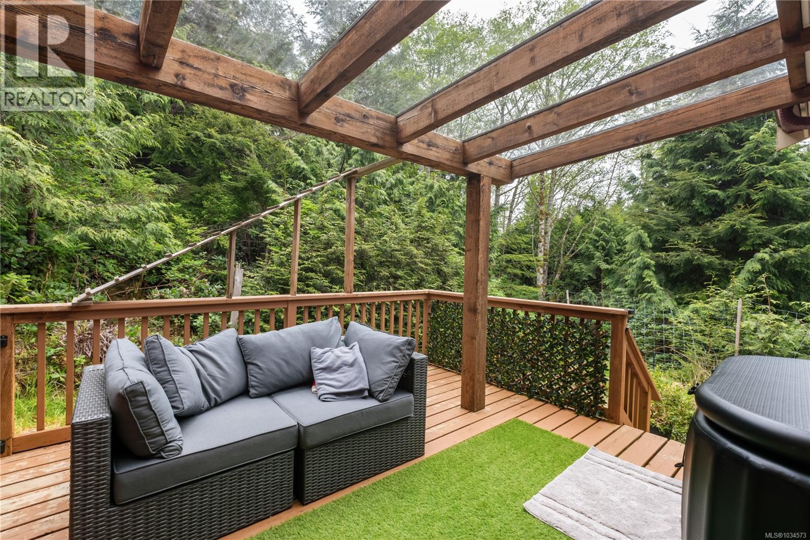1302 Victoria Rd - 44