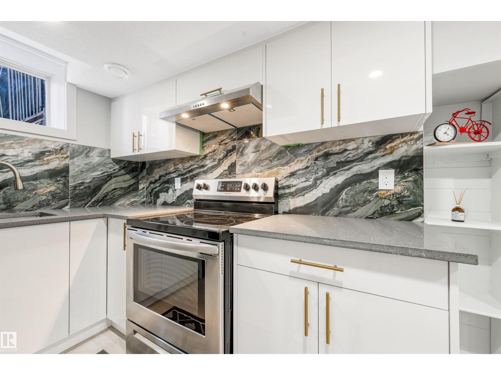 11828 50 ST NW - 22