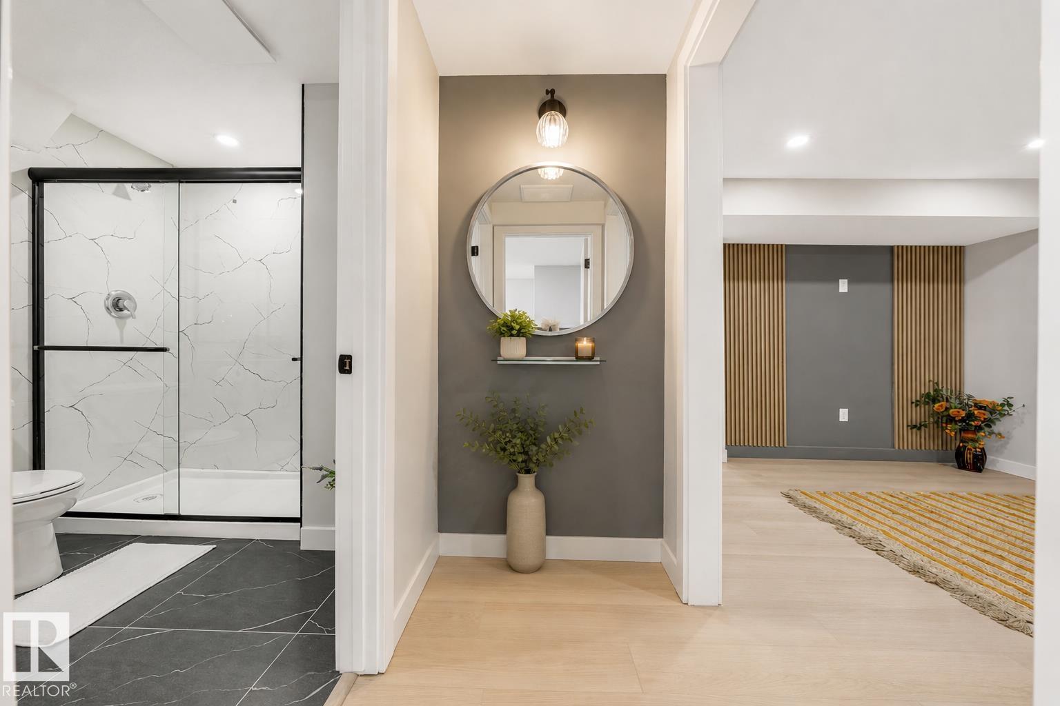 11828 50 ST NW - 37