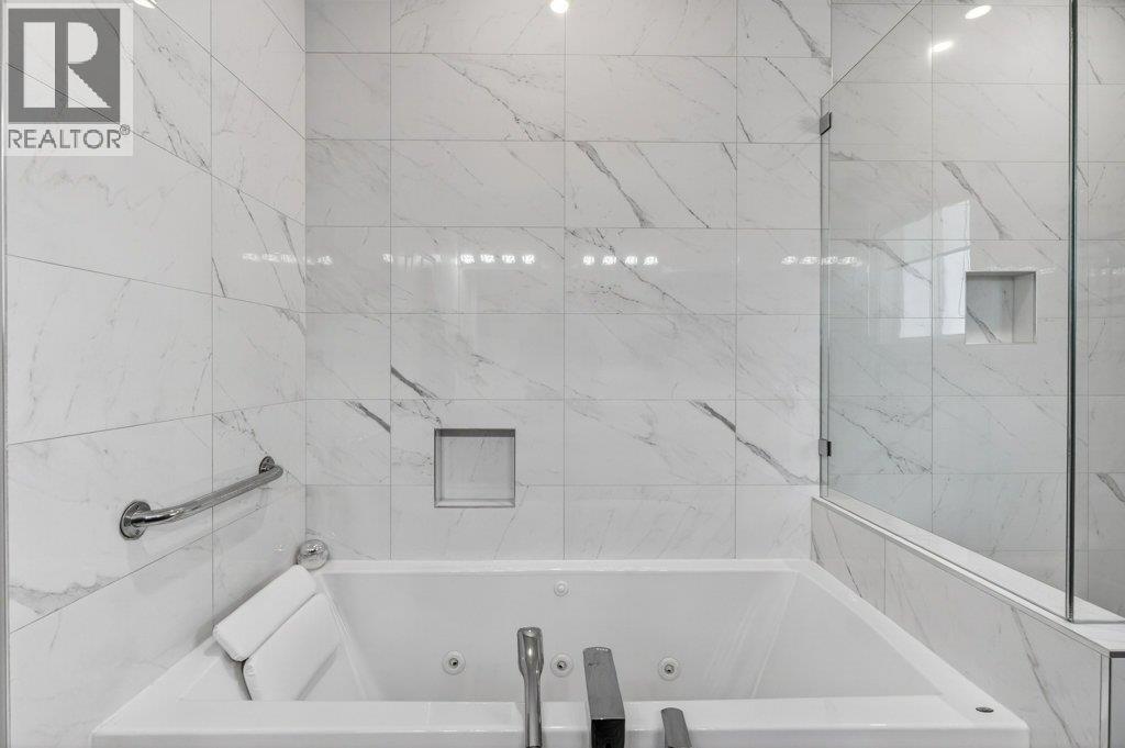  1530 2 Street Southeast, Salmon Arm