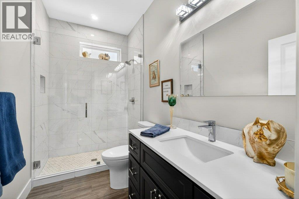  1530 2 Street Southeast, Salmon Arm