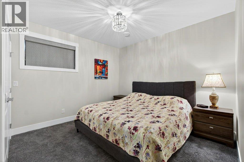 1530 2 Street SE - 42