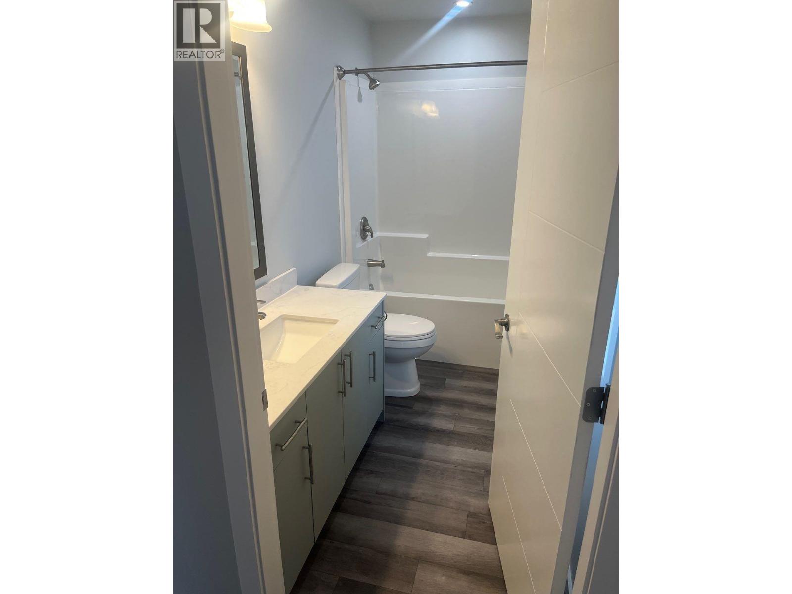 1221-1223 N BLACKBURN ROAD - 13