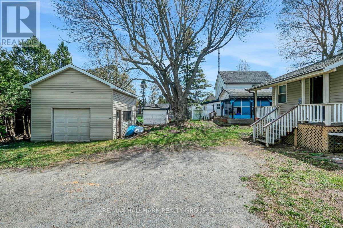 20 BROCK STREET S - 29