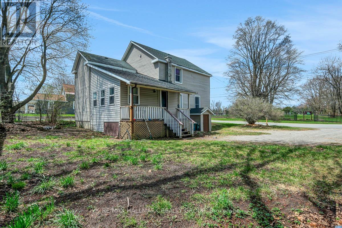 20 BROCK STREET S - 27