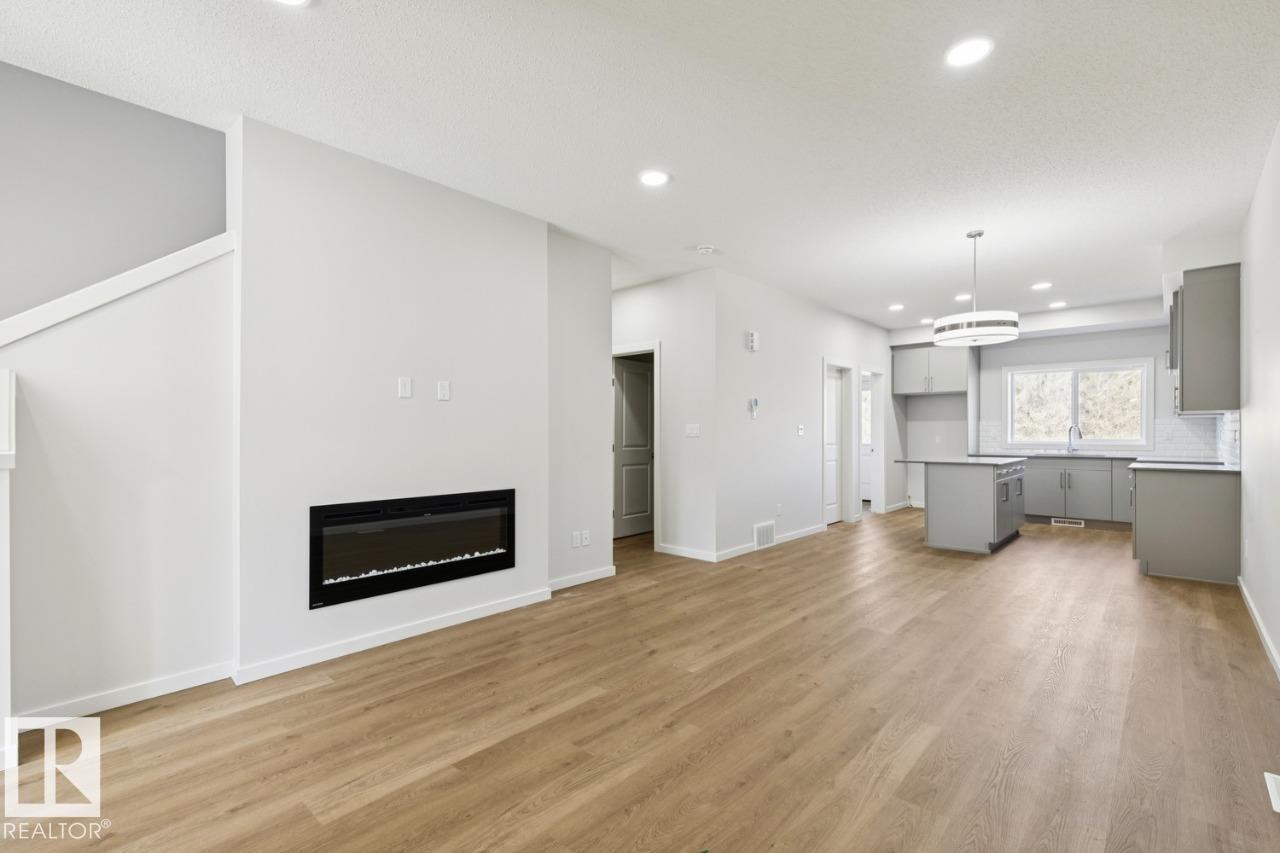 305 EDGEMONT DR NW, Edmonton