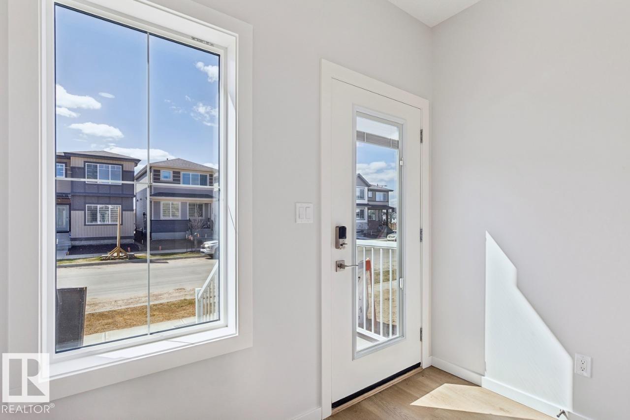 305 EDGEMONT DR NW, Edmonton