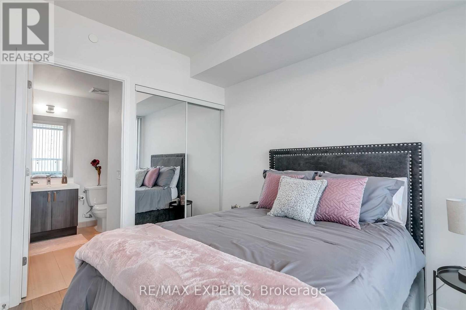 #214 7895 JANE STREET - 18