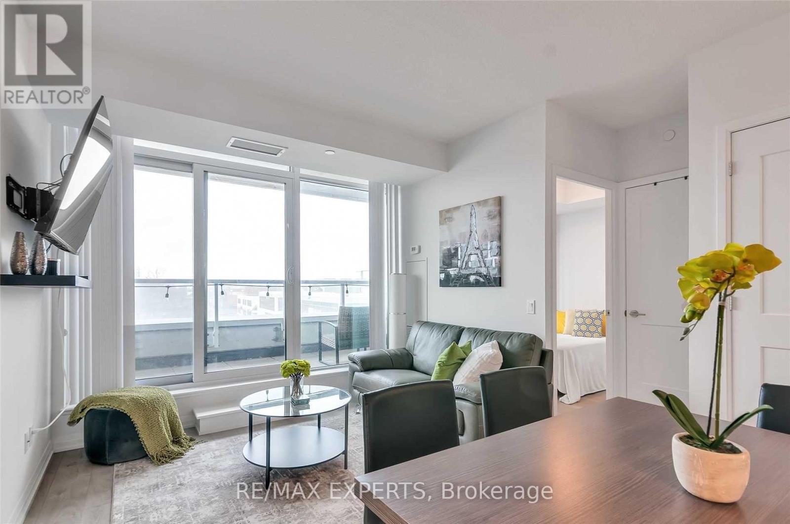 #214 7895 JANE STREET - 21