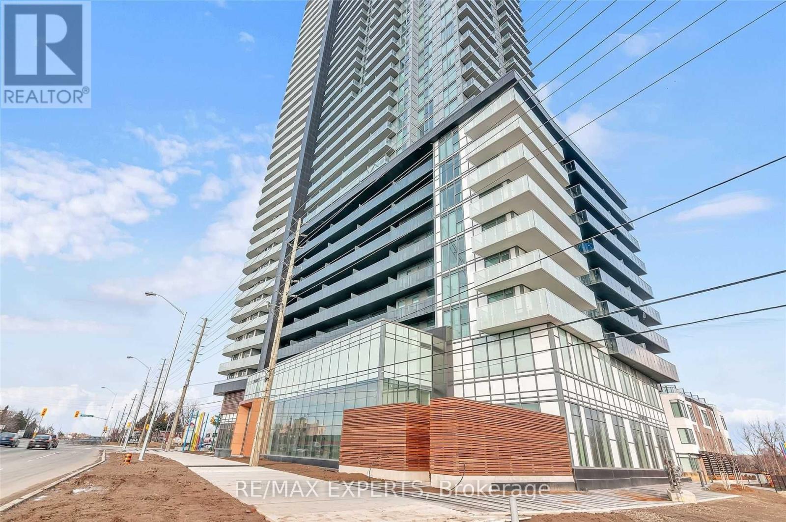 #214 7895 JANE STREET - 29