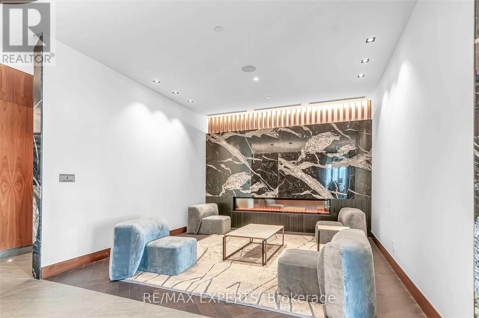 #214 7895 JANE STREET - 3
