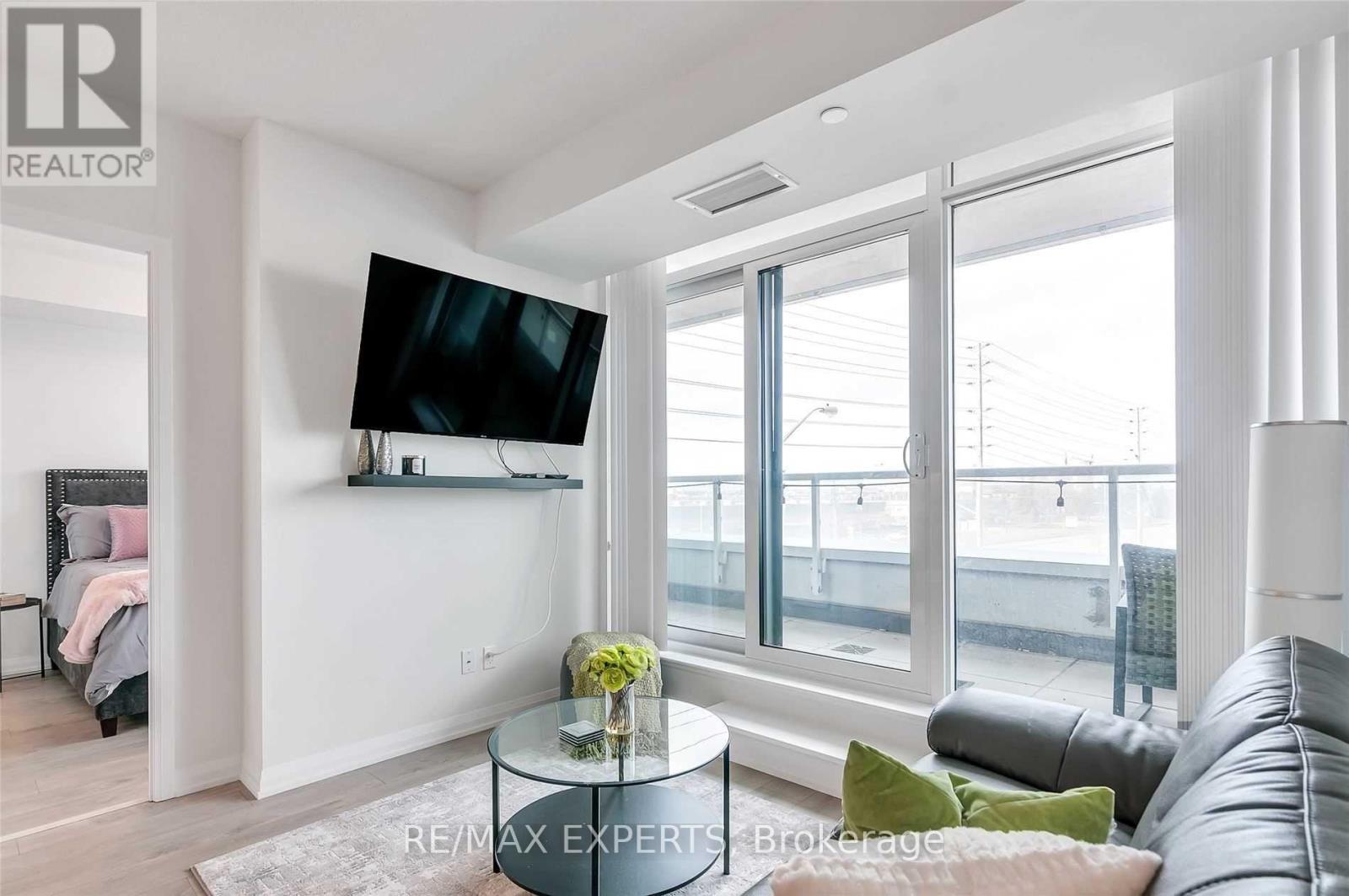 #214 7895 JANE STREET - 8