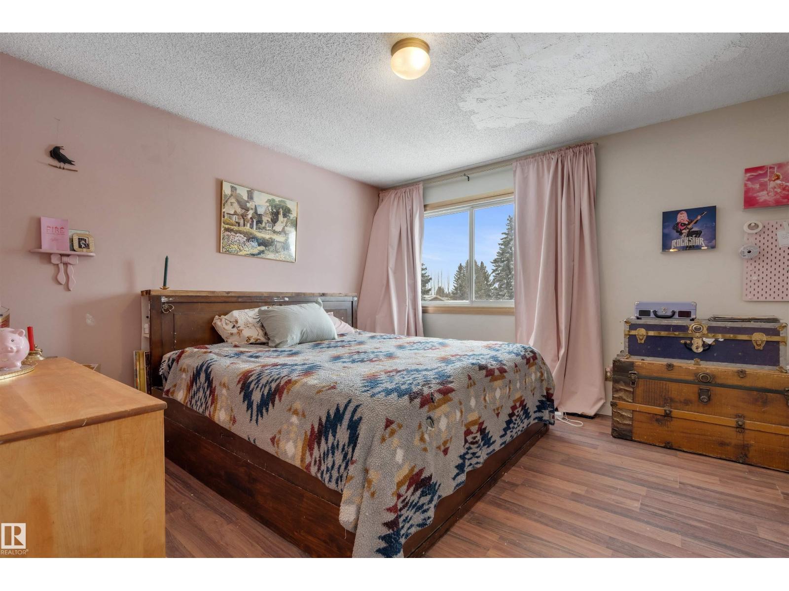 #101 16725 106 ST NW - 11