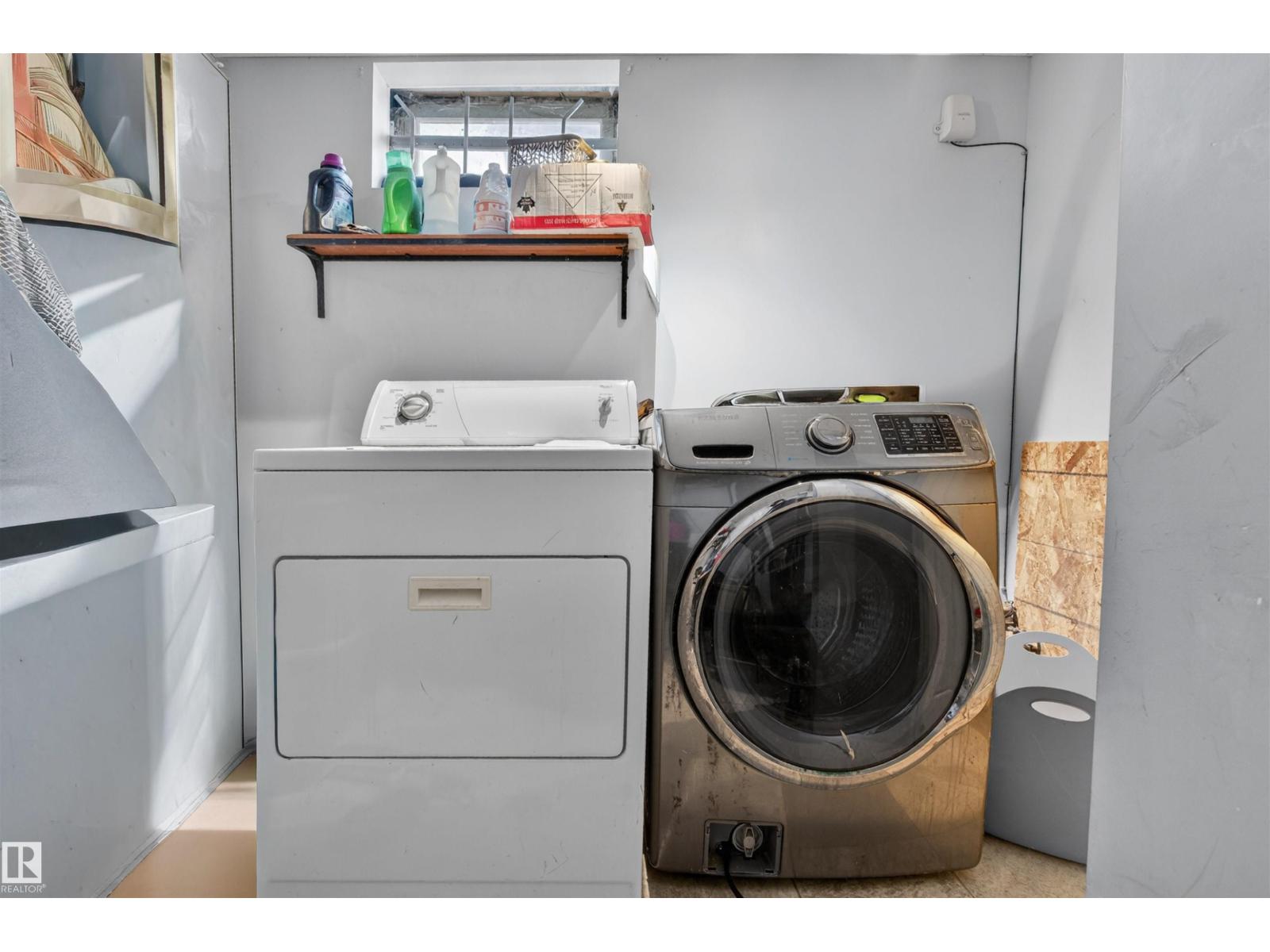 #101 16725 106 ST NW - 23
