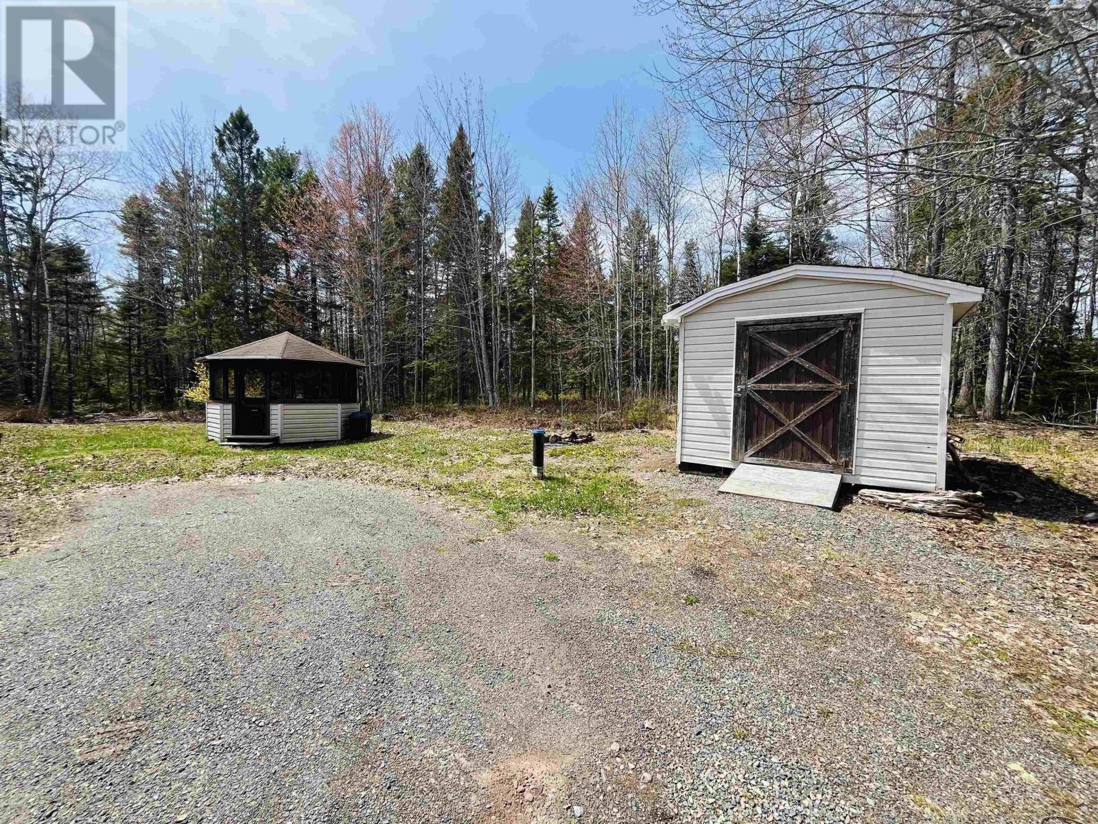 Property 19 of 21 of 1489 Kolbec Road