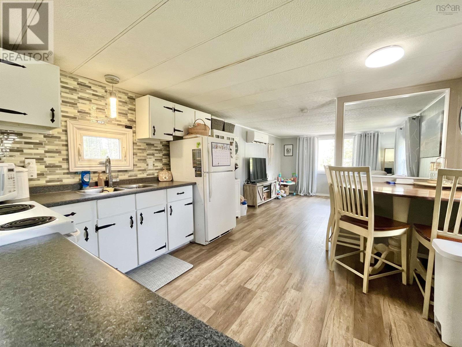 Property 3 of 21 of 1489 Kolbec Road