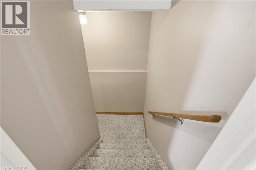 4582 ST VOLODYMYR Court, Beamsville, Ontario, L3J0B5 — Photo 26