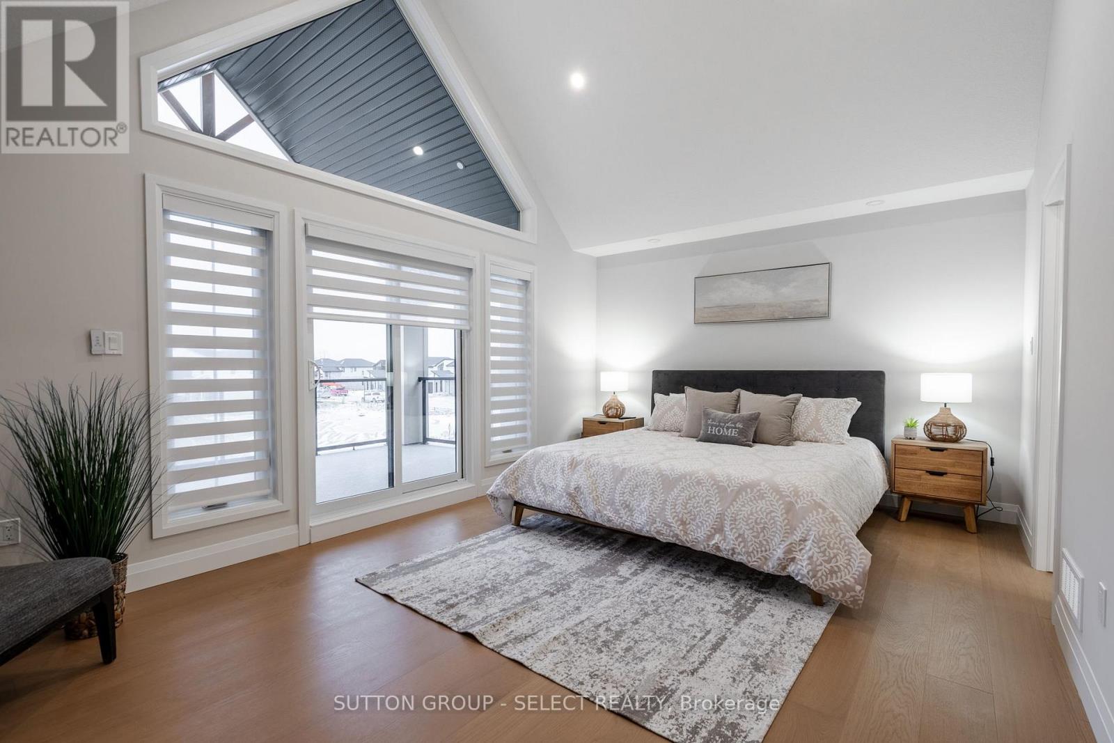 6343 HEATHWOODS AVENUE - 15
