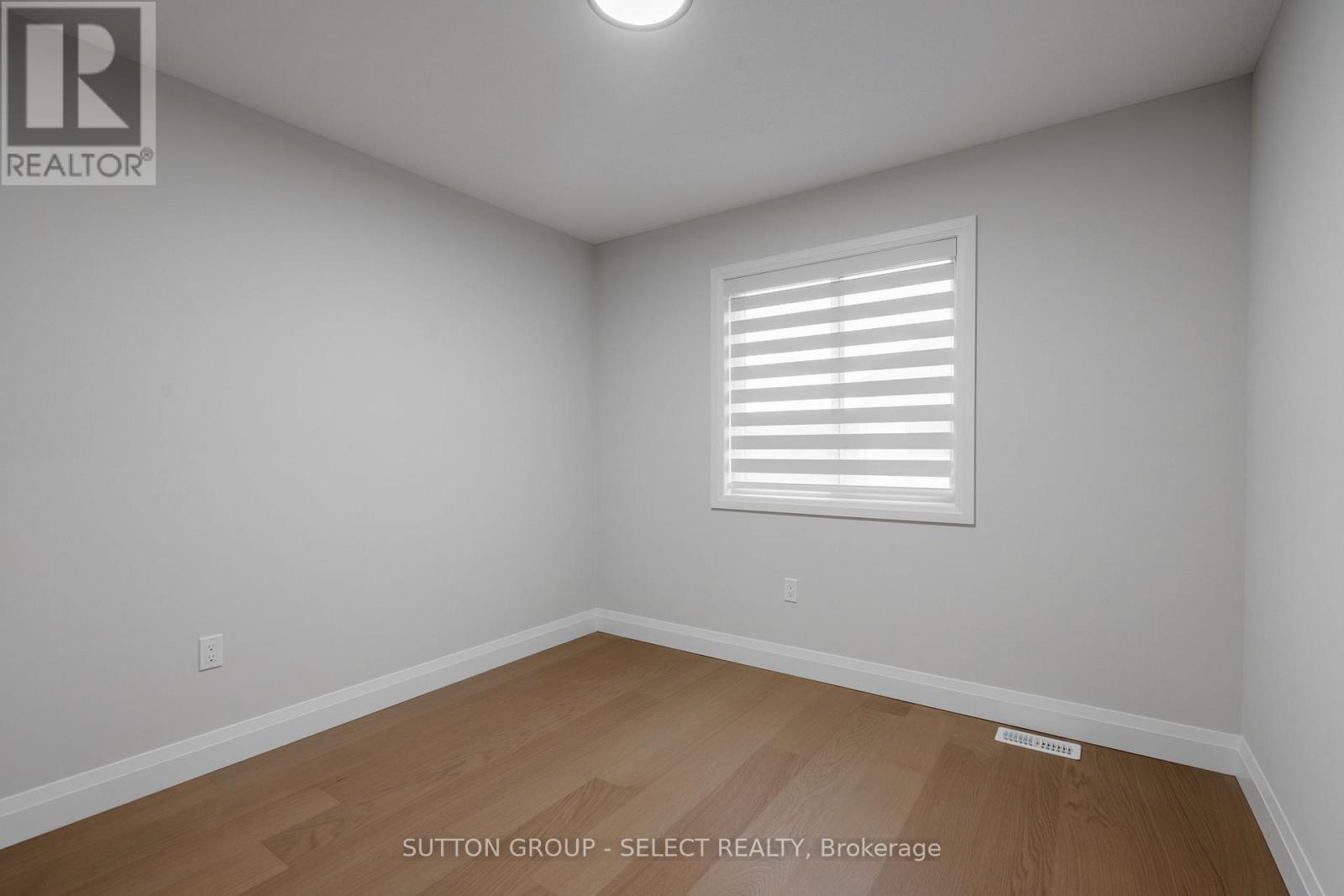 6343 HEATHWOODS AVENUE - 22
