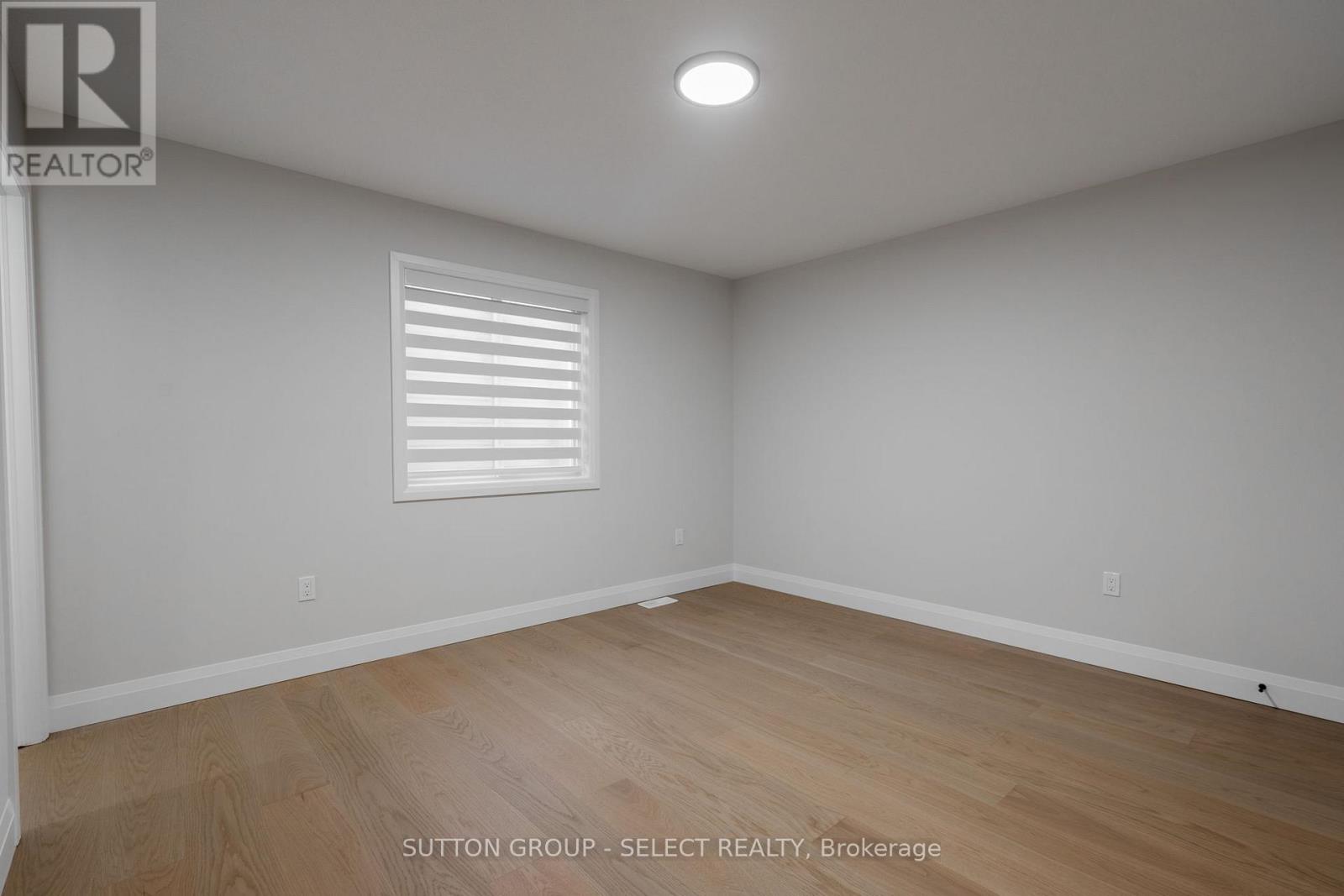 6343 HEATHWOODS AVENUE - 26