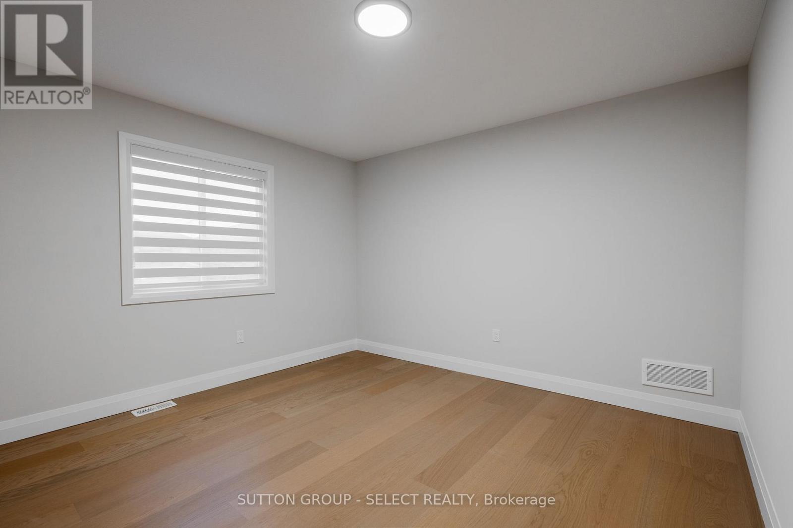 6343 HEATHWOODS AVENUE - 28
