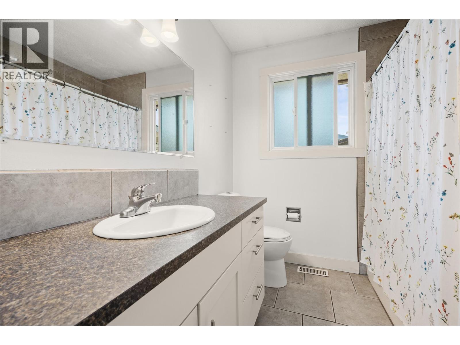  563 Hemlock Road, Kelowna