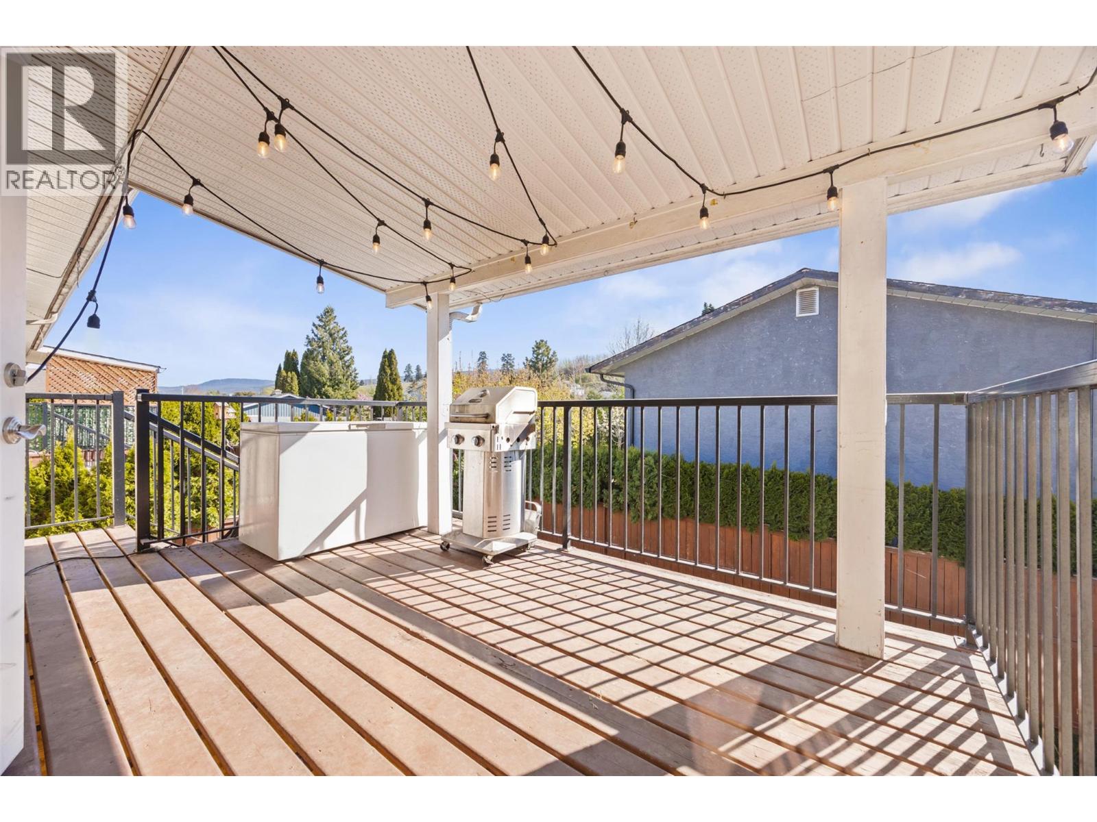  563 Hemlock Road, Kelowna