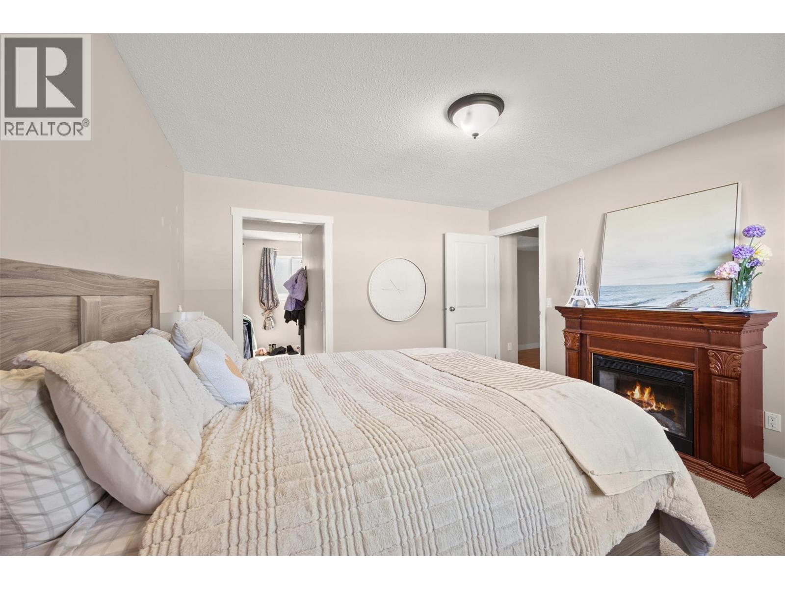  563 Hemlock Road, Kelowna