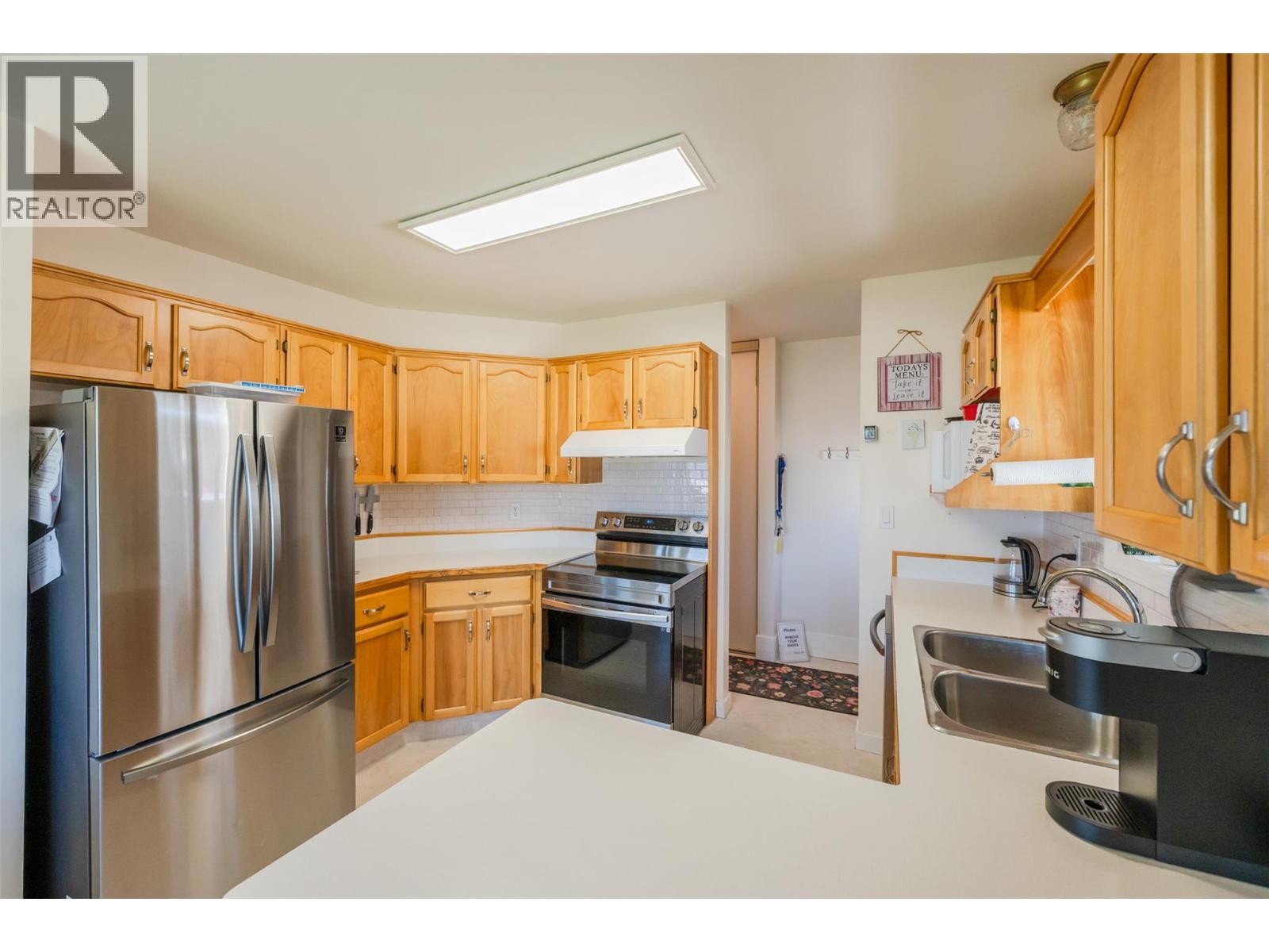 14008 Victoria Road N Unit# 4, Summerland