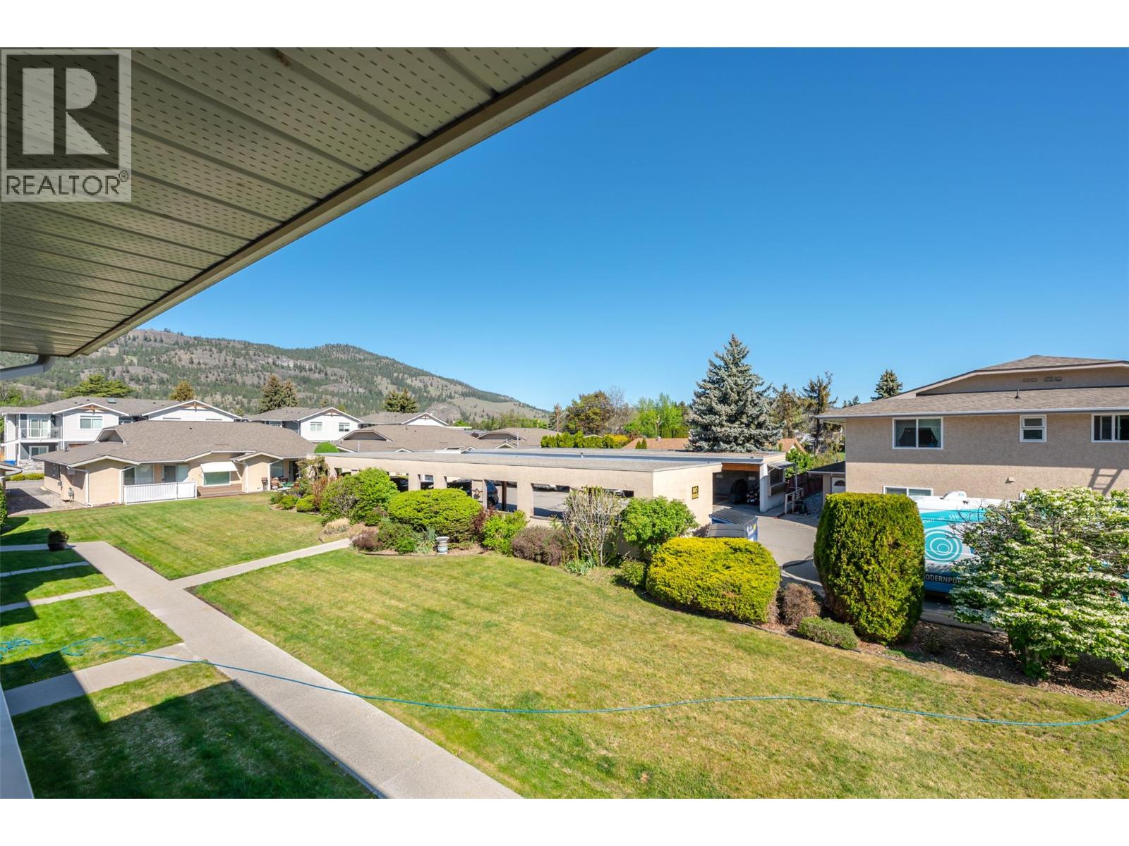 14008 Victoria Road N Unit# 4, Summerland