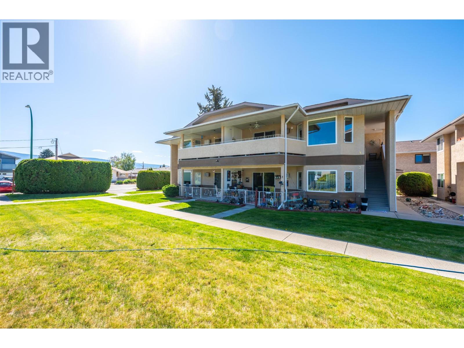 14008 Victoria Road N Unit# 4, Summerland