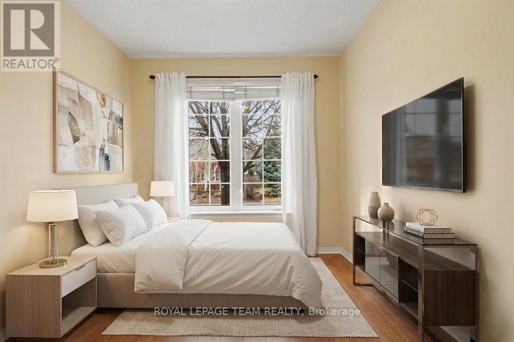 25 SAWCHUK TERRACE - 44