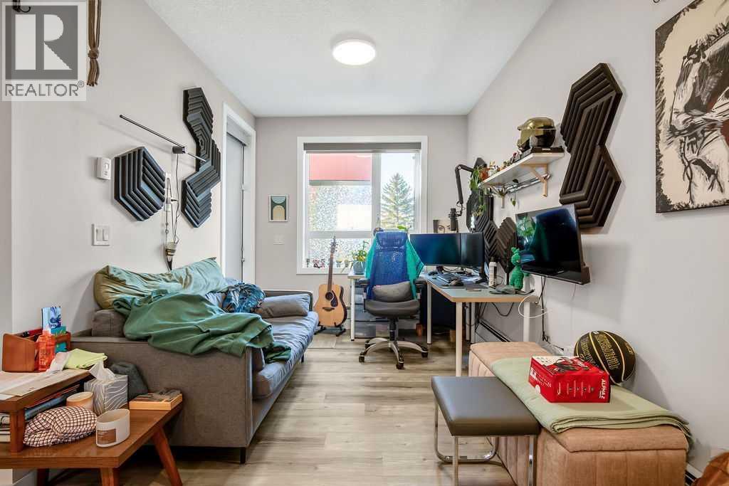 2226 Westmount Road NW - 32