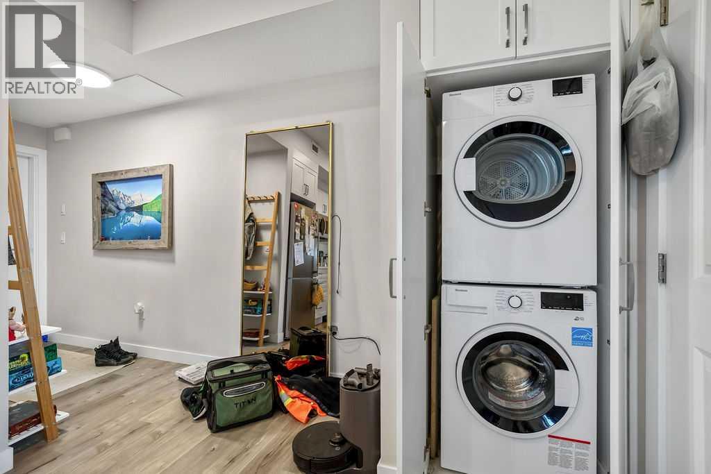 2226 Westmount Road NW - 33