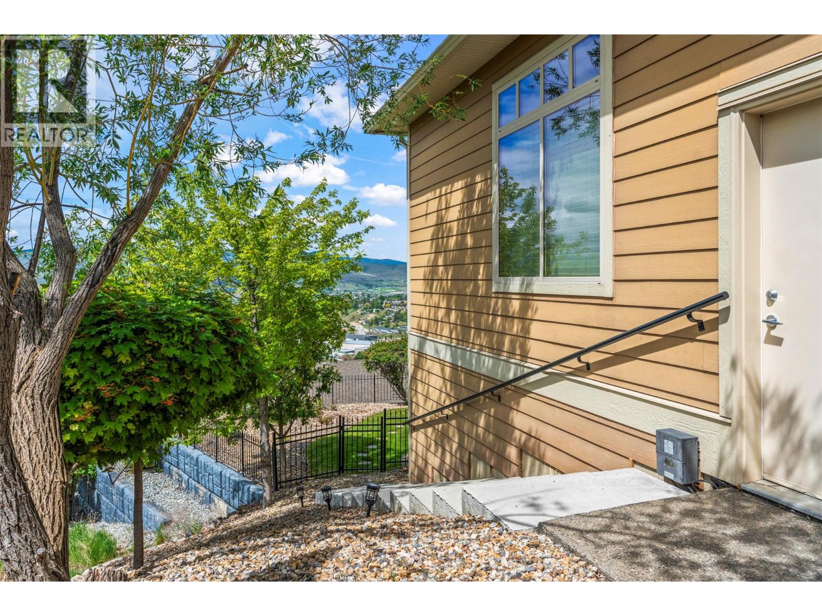 1117 Mt Fosthall Drive Unit# 10, Vernon