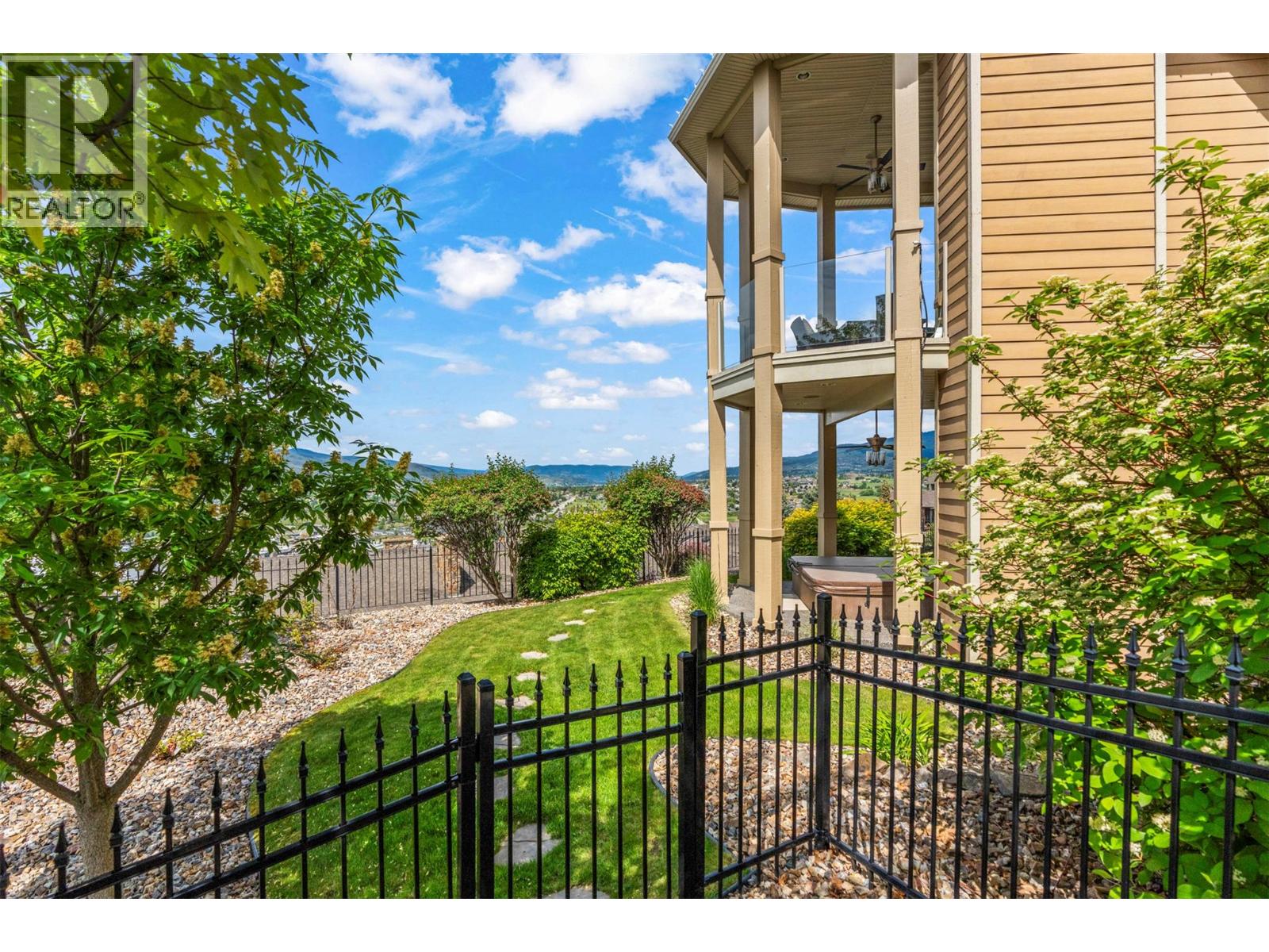 1117 Mt Fosthall Drive Unit# 10, Vernon