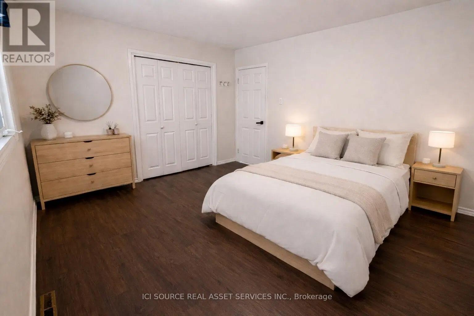 6 MACDONALD AVENUE - 7