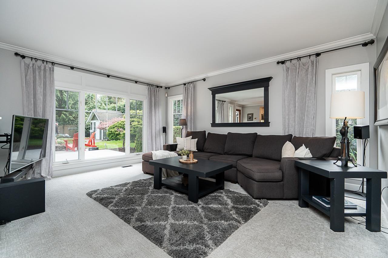 House in Surrey - Image 15