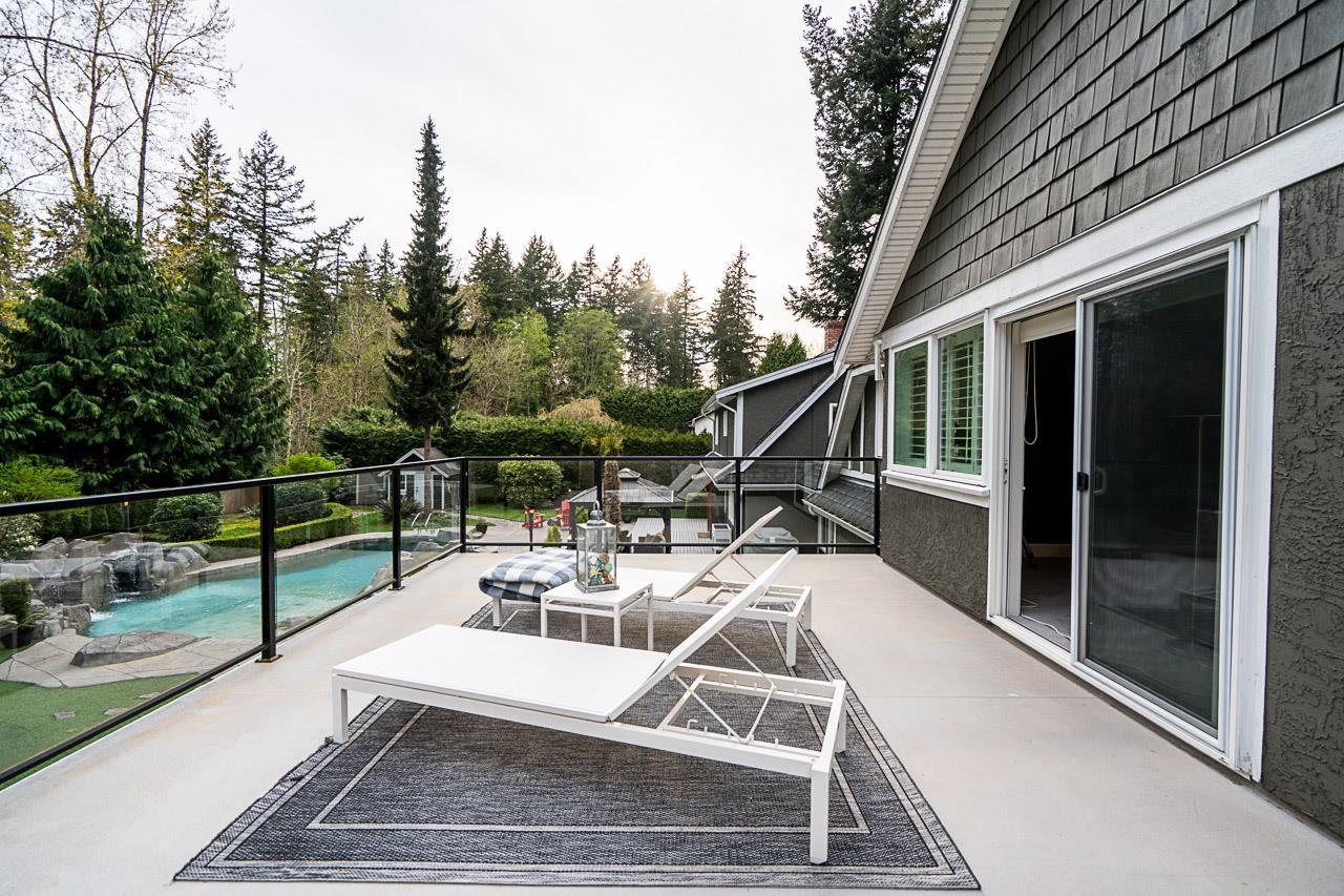 House in Surrey - Image 31