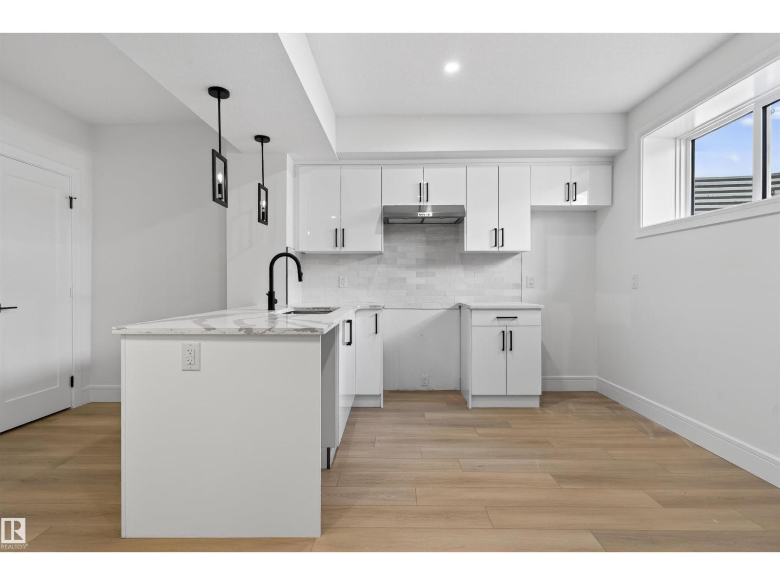 707 180 ST SW - 70