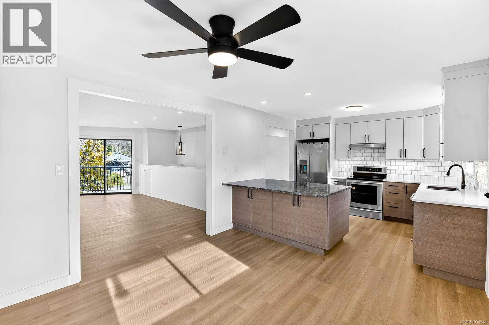 3782 Grieve Rd - 8