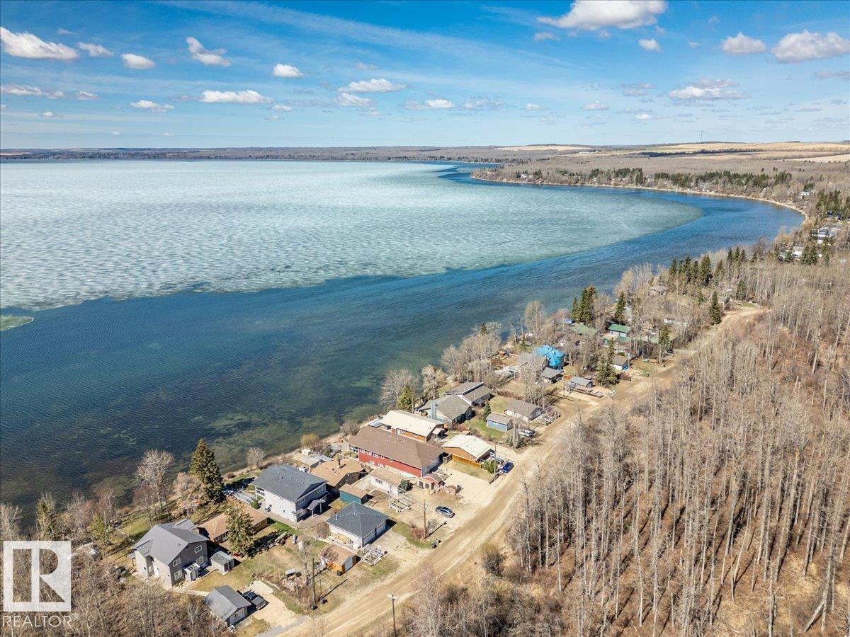 72 Beach Ave, Rural Leduc County